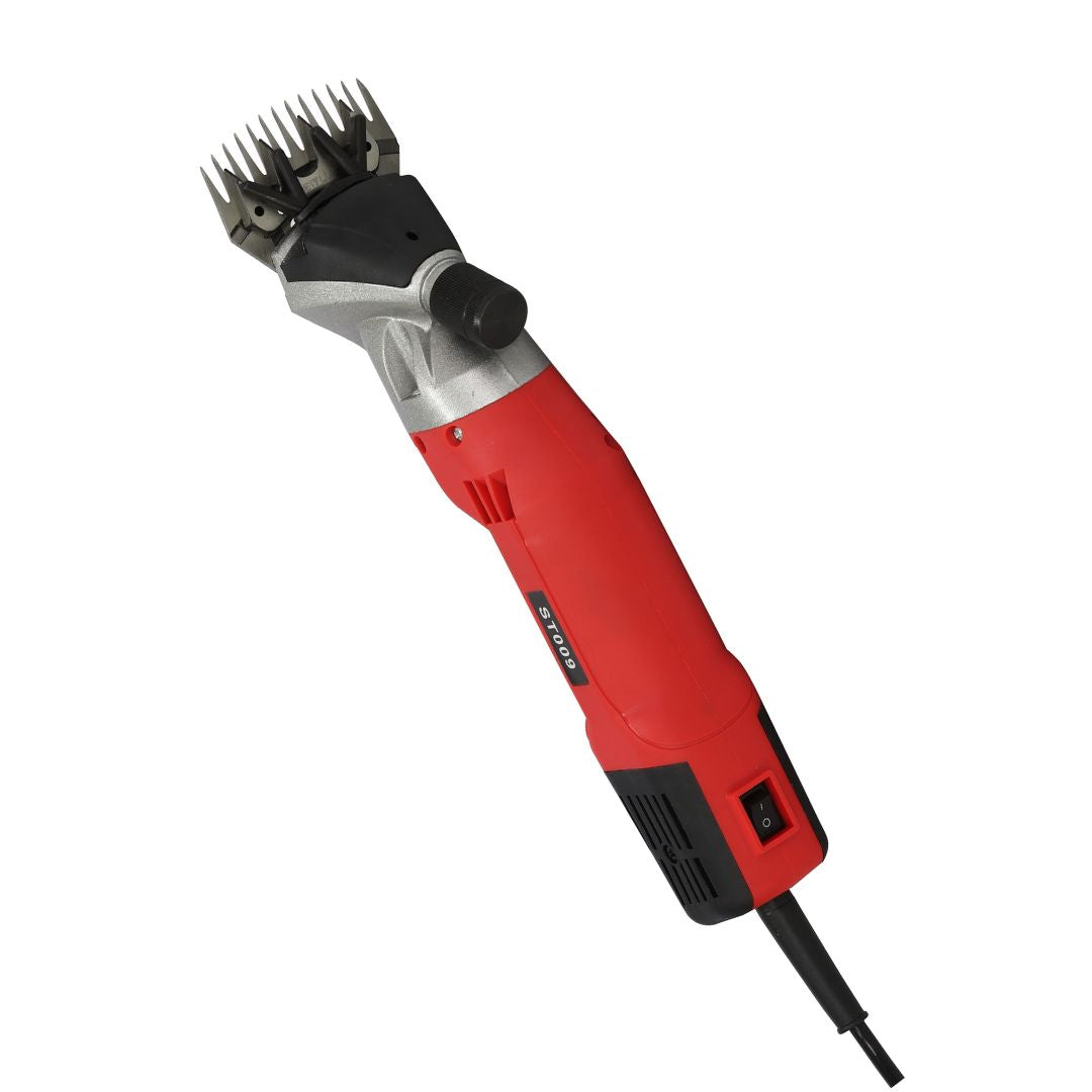 heavy-duty pet clippers, electric pet clippers, best pet clippers in 2024, Aeolus Star Large Animal Clipper, professional pet clippers, grooming clippers for pets, ABK Grooming, aelous star clipper for cows, aelous star clipper for goats, aelous star clipper for sheep, aelous star clipper for llamas, aelous star clipper for alpacas, aelous star clipper for donkeys, aelous star clipper for mules, aelous star clipper for buffalo